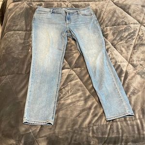 Size 14 Old Navy High Rise Super Skinny Jeans